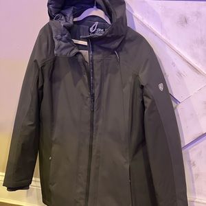 Kuhl born in the mountains Womans Coat Like Brand New, never worn Olive Green